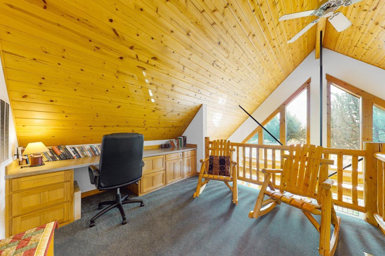 Cinnamon Teal Chalet Redmond Εξωτερικό φωτογραφία